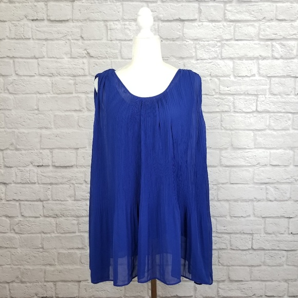Grace Elements Tops - Grace Elements blue pleated chiffon sleeveless top